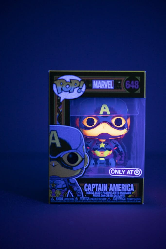 Funko POP! Marvel: Captain America Black Light (Glow-in-the-Dark)